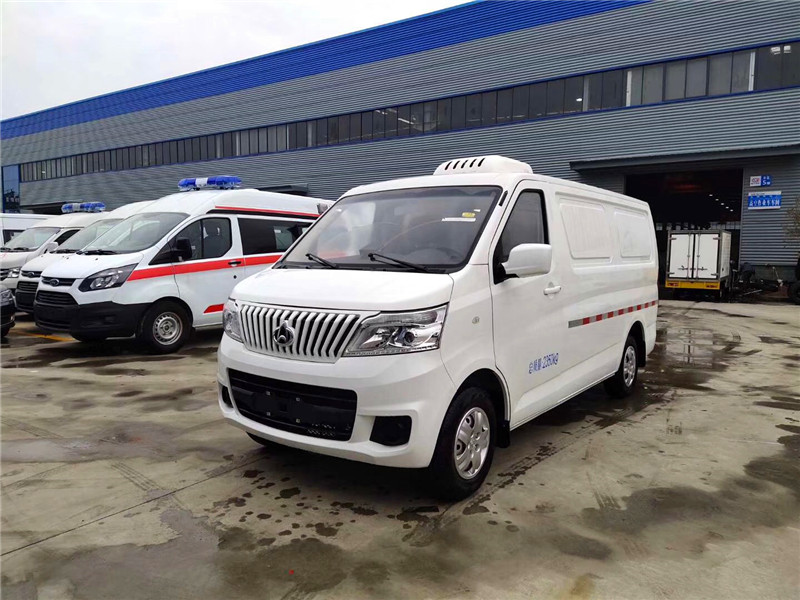 长安冷藏车01.jpg