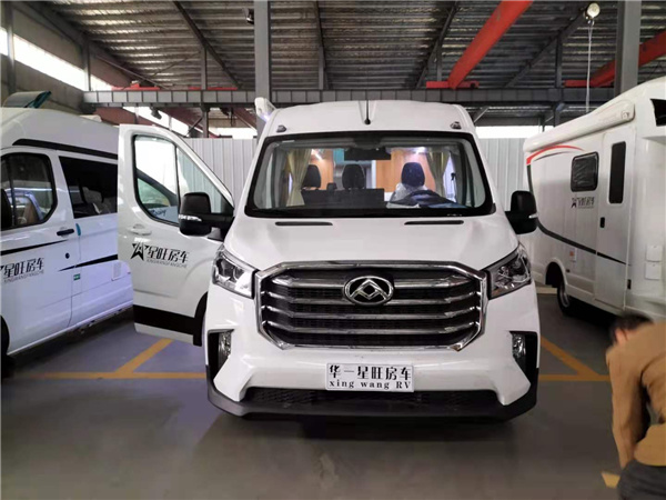 大通V90房车