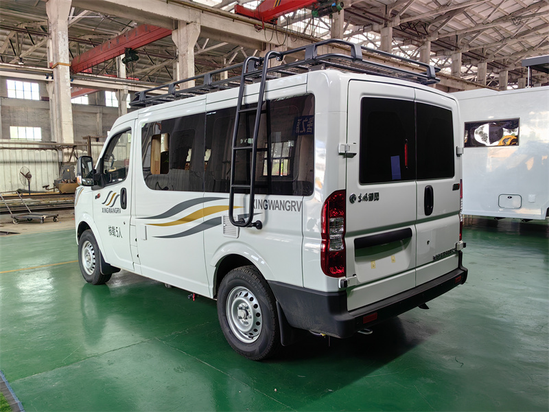 东风御风宿营车28.jpg
